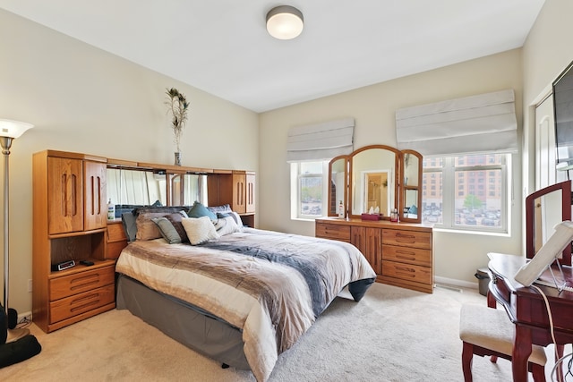 308 E 25th Pl, Chicago, IL 60616 - bedroom featuring light colored carpet and baseboards
