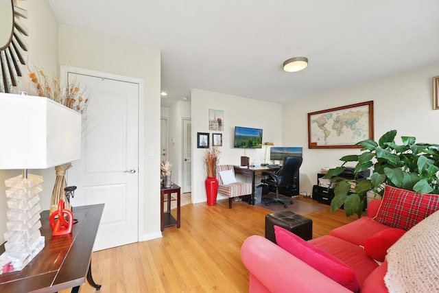 308 E 25th Pl, Chicago, IL 60616 - office space featuring light wood-style floors