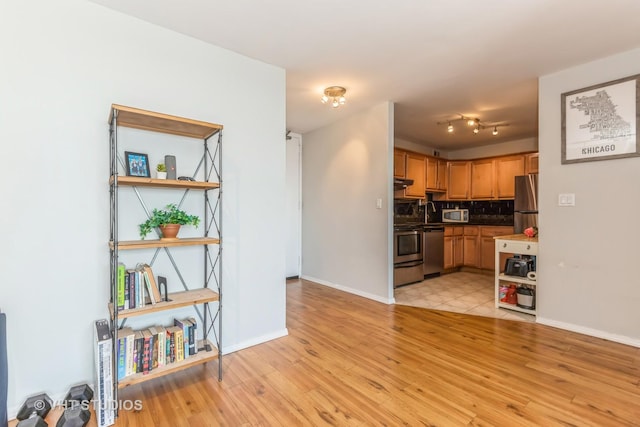 655 W Irving Park Rd Unit 4711, Chicago, IL 60613 - photo 15