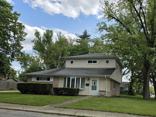 105 Marquette St, Park Forest, IL 60466 - traditional home with brick siding