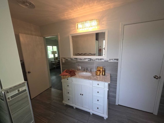 105 Marquette St, Park Forest, IL 60466 - bathroom with vanity