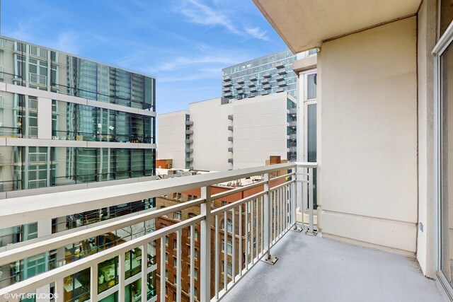 1400 S Michigan Ave Unit 1211, Chicago, IL 60605 - balcony featuring a view of city