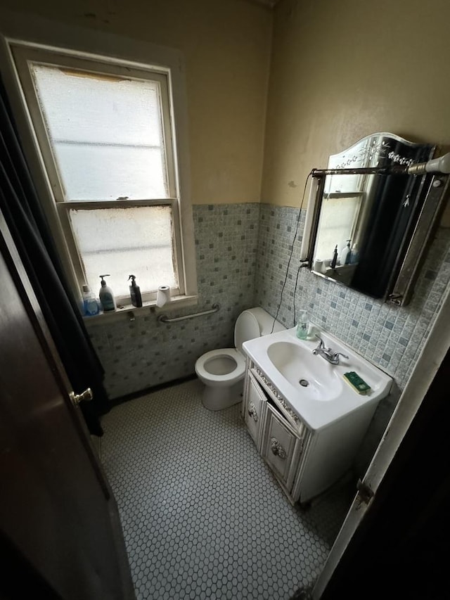 7145 S Seeley Ave, Chicago, IL 60636 - half bathroom with vanity and wainscoting