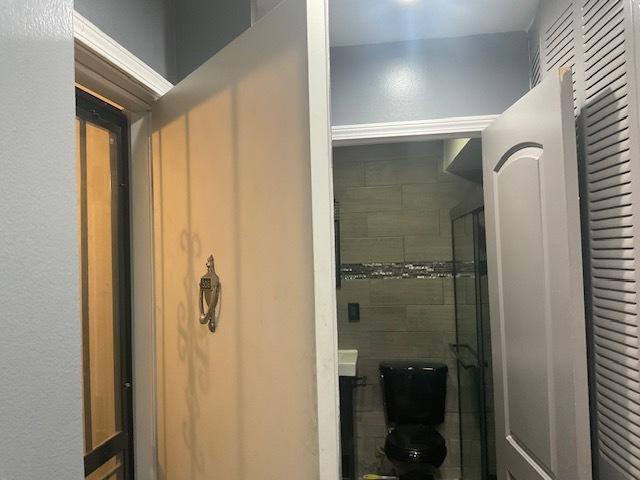 7854 S S Shore Dr Unit 306, Chicago, IL 60649 - view of bathroom