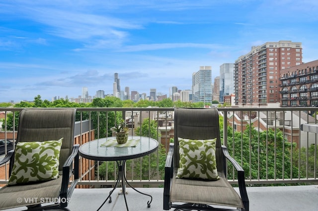 1530 S State St Unit 408, Chicago, IL 60605 - balcony featuring a skyline view