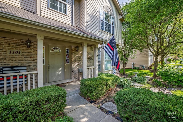 1101 Paul Ct, Fox River Grove, IL 60021 - view of exterior entry with brick siding