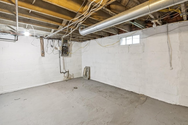 1006 W 1st St, Dixon, IL 61021 - view of below grade area