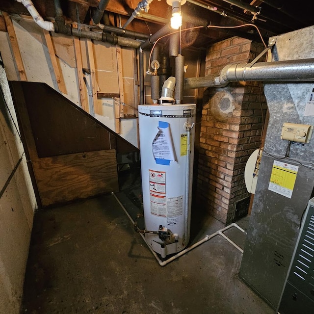 237 Pine St, Villa Park, IL 60181 - utilities featuring gas water heater