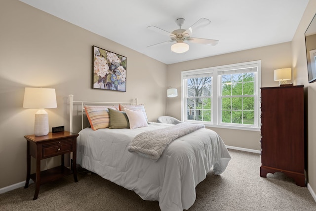 538 Pembrook Ct S, Crystal Lake, IL 60014 - carpeted bedroom featuring baseboards and a ceiling fan