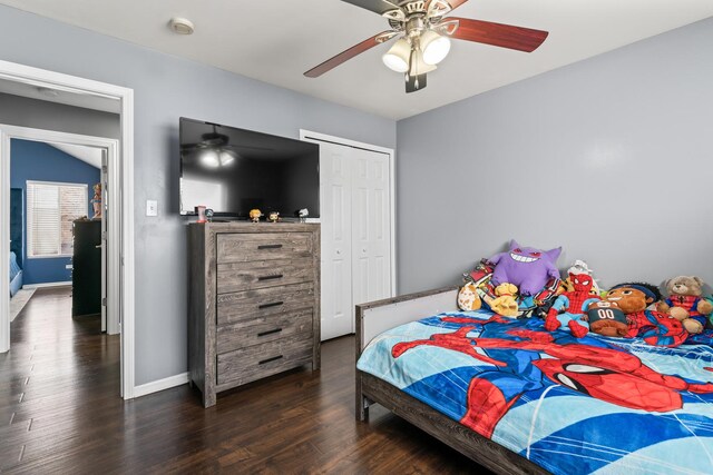 17408 Fisk Ave, East Hazel Crest, IL 60429 - bedroom featuring dark wood finished floors, baseboards, a closet, and ceiling fan