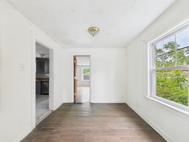 3356 W 84th St, Chicago, IL 60652 - unfurnished room featuring wood finished floors and baseboards