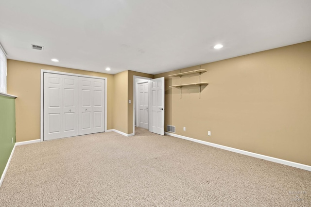 1103 Hillcrest Ave, Fox River Grove, IL 60021 - unfurnished bedroom featuring light carpet, baseboards, and recessed lighting