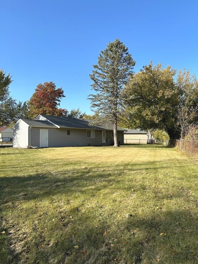 41 S Walnut Ln, Glenwood, IL 60425 - photo 14