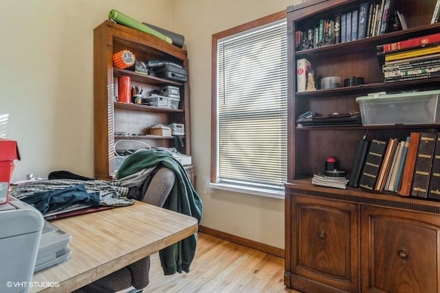 1418 N Campbell Ave, Chicago, IL 60622 - office space with light wood finished floors and baseboards