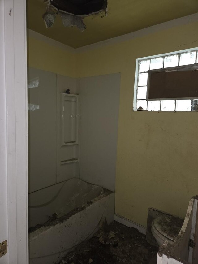 8408 S Baker Ave, Chicago, IL 60617 - full bathroom with toilet and  shower combination