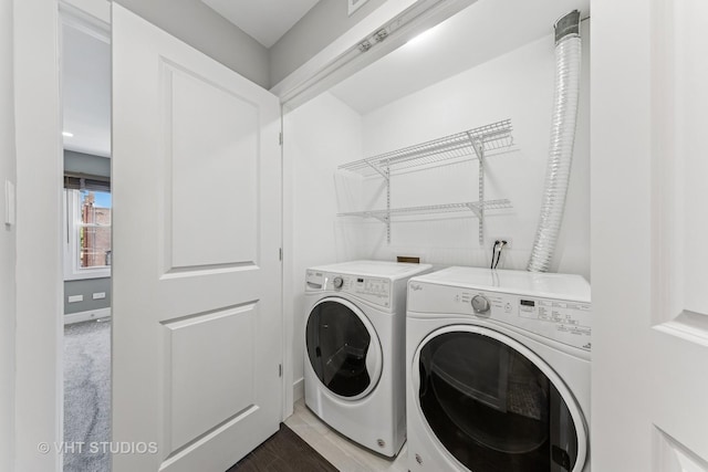 3125 S Giles Ave, Chicago, IL 60616 - laundry room with washer and dryer