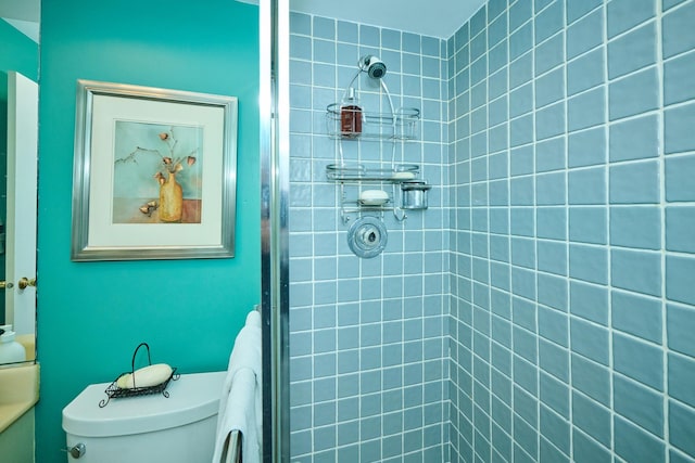 202 Country Ln Unit 202, Des Plaines, IL 60016 - bathroom with a stall shower, toilet, and vanity