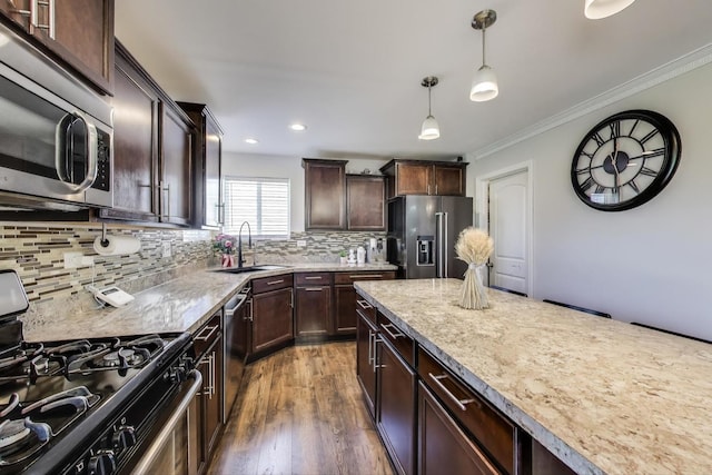 197 Trumpet Vine Cir, Elgin, IL 60124 - photo 8
