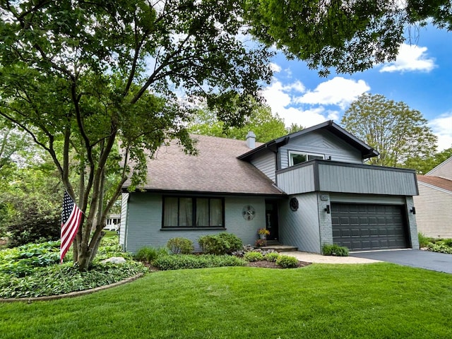 1622 Indian Knoll Rd, Naperville, IL 60565 - view of front of property featuring brick siding, driveway, a front lawn, and a garage