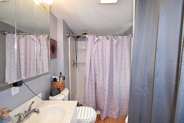 717 Carlisle Rd, Batavia, IL 60510 - full bathroom with vanity, shower / bath combo with shower curtain, and wood finished floors