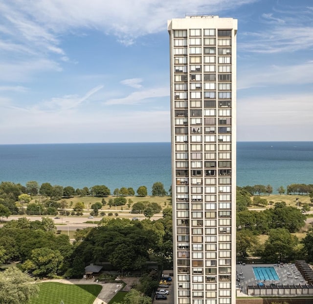 5455 N Sheridan Rd Unit 2206, Chicago, IL 60640 - water view