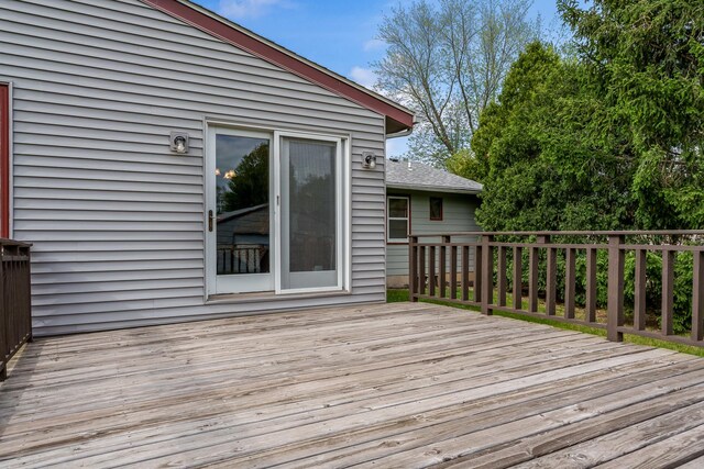 4539 Matthew Ave, Roscoe, IL 61073 - view of wooden terrace
