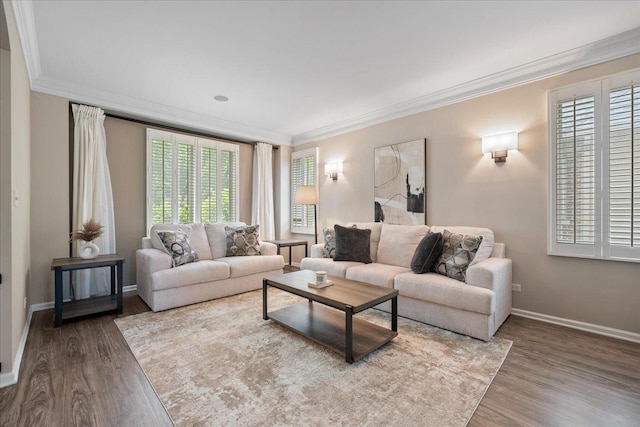 670 Leslie Ct, Carol Stream, IL 60188 - living area featuring wood finished floors, crown molding, and baseboards