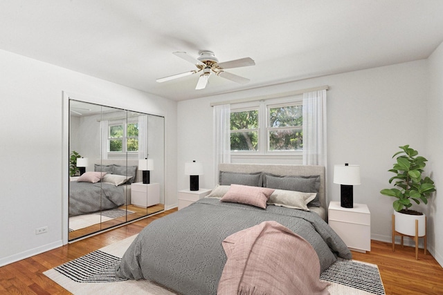 1946 Briarcliffe Blvd, Wheaton, IL 60189 - bedroom with wood finished floors and a ceiling fan