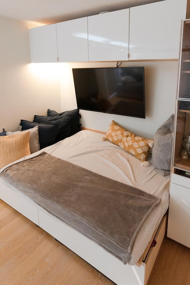 10 E Ontario St Unit 4805, Chicago, IL 60611 - bedroom with wood finished floors