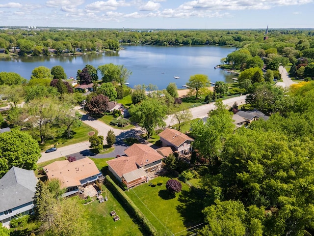 533 Lomond Dr, Mundelein, IL 60060 - aerial perspective of suburban area with a nearby body of water