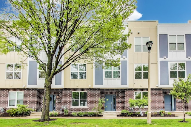 8127 Floral Ave, Skokie, IL 60077 - photo 3
