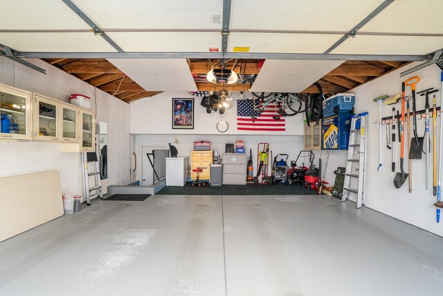 291 Georgetown Ave, Romeoville, IL 60446 - garage with a garage door opener