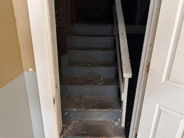 241 156th St, Calumet City, IL 60409 - view of stairway