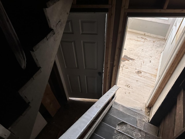 241 156th St, Calumet City, IL 60409 - view of staircase
