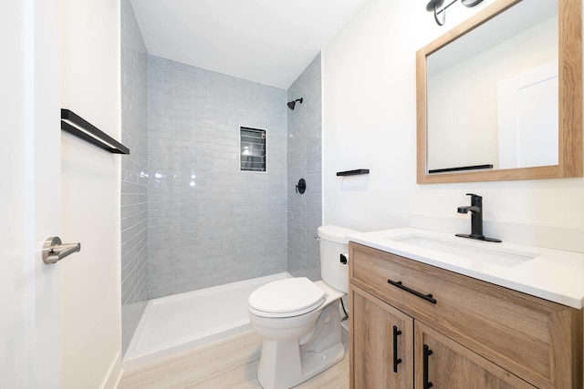 5831 Allemong Dr, Matteson, IL 60443 - full bathroom with vanity, toilet, and tiled shower