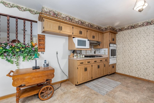 914 Laura Ave, Streator, IL 61364 - photo 8