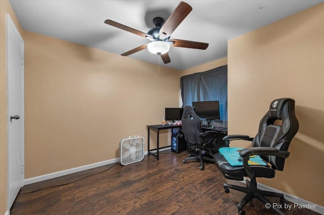 405 S Belmont Ave, Elgin, IL 60123 - home office featuring wood finished floors, a ceiling fan, and baseboards