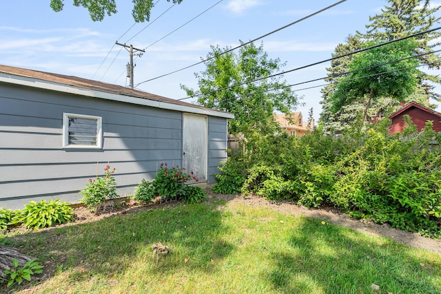 1627 S 14th Ave, Maywood, IL 60153 - view of grassy yard