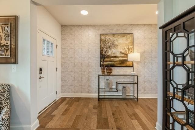 213 Rhinebeck Way, Algonquin, IL 60102 - foyer featuring wood finished floors and baseboards