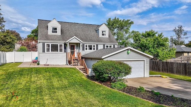 907 Parks Ln, Ottawa, IL 61350 - cape cod home with driveway and roof with shingles