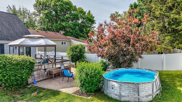 907 Parks Ln, Ottawa, IL 61350 - view of pool featuring a gazebo
