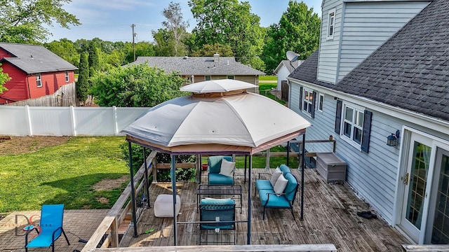 907 Parks Ln, Ottawa, IL 61350 - wooden deck with a gazebo
