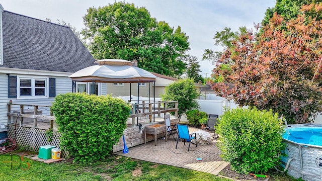 907 Parks Ln, Ottawa, IL 61350 - view of patio with a gazebo
