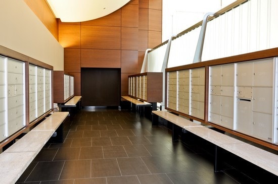 500 W Superior St Unit 805, Chicago, IL 60654 - community lobby featuring a high ceiling