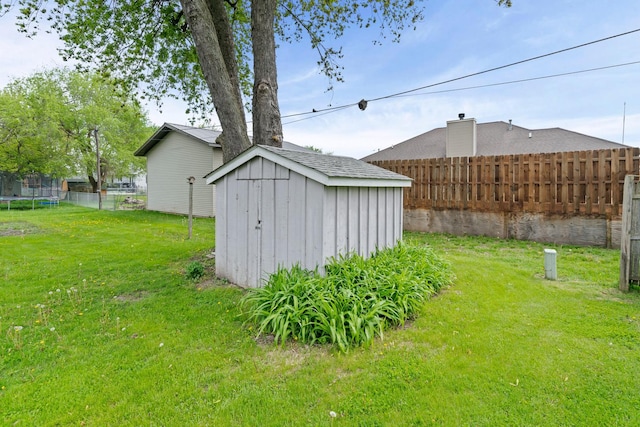 119 Cook Ct, Somonauk, IL 60552 - view of yard with a trampoline
