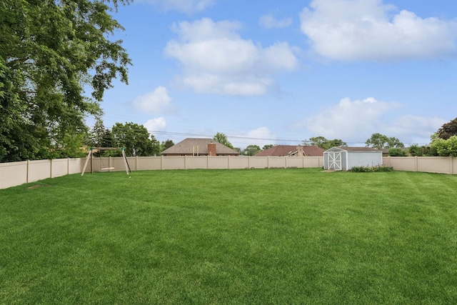 912 Murphy Dr, Joliet, IL 60435 - view of yard