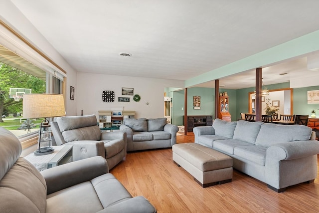 912 Murphy Dr, Joliet, IL 60435 - living area featuring light wood-type flooring
