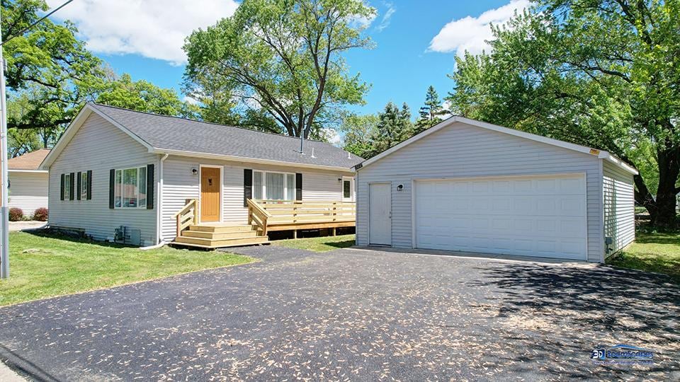 35647 N Grove Ave, Ingleside, IL 60041 - photo 1