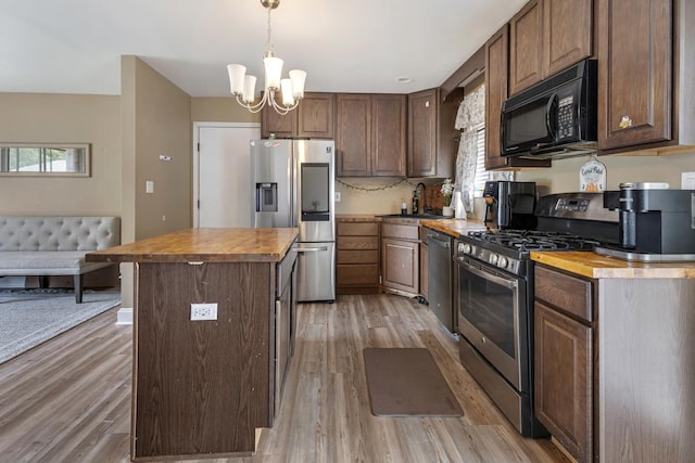 1417 N Edgewood Ln, Mchenry, IL 60051 - photo 6
