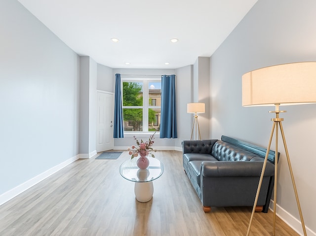 2823 W Flournoy St, Chicago, IL 60612 - living room featuring wood finished floors, baseboards, and recessed lighting